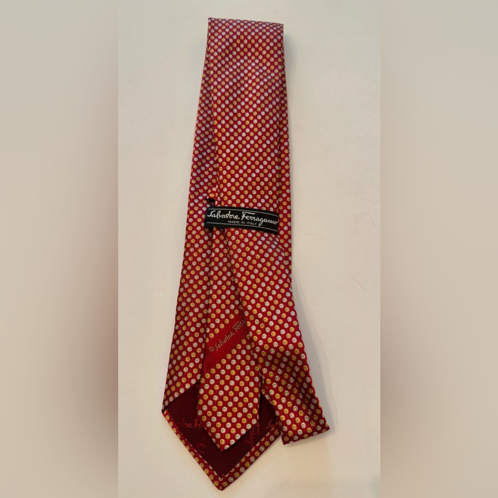 Salvatore Ferragamo Red and Gold Patterned Tie